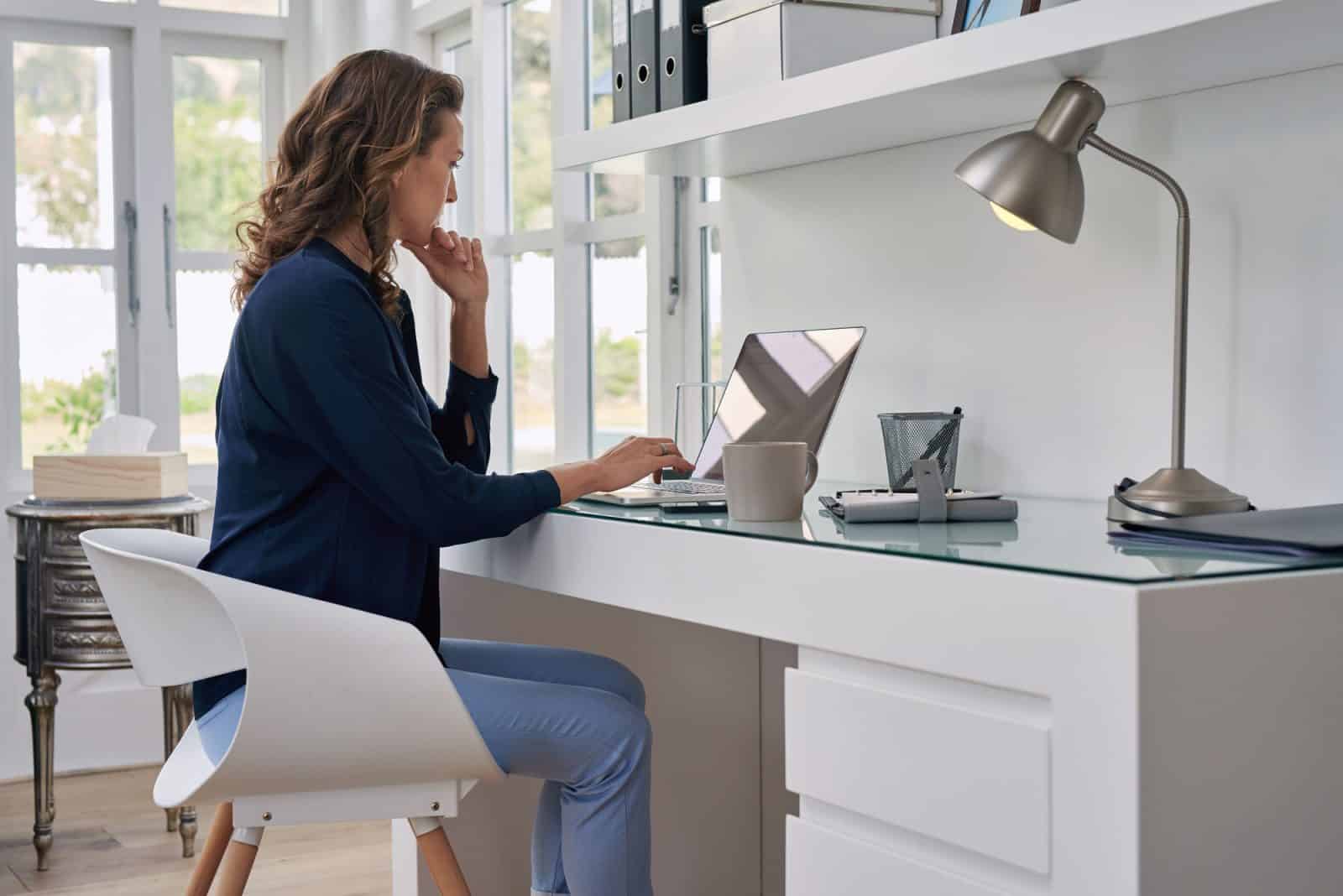 desk organization